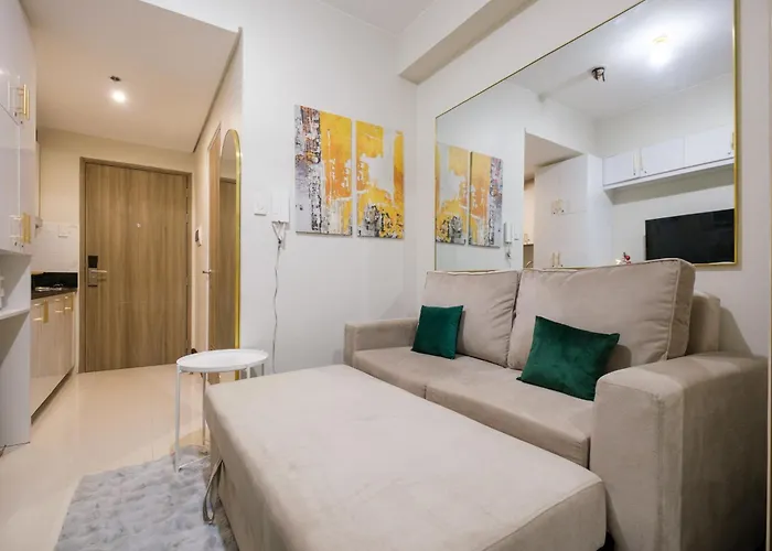 Luxe 1br With Wifi, Karaoke And Balcony Near Sm Megamall Apartment Manila