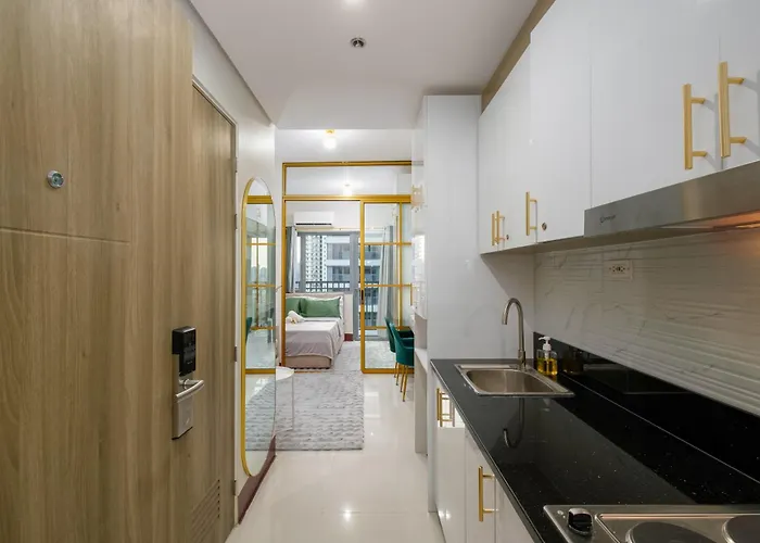 Luxe 1br With Wifi, Karaoke And Balcony Near Sm Megamall Apartment Manila