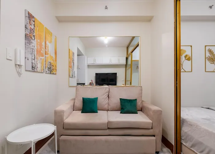 Luxe 1br With Wifi, Karaoke And Balcony Near Sm Megamall * Manila
