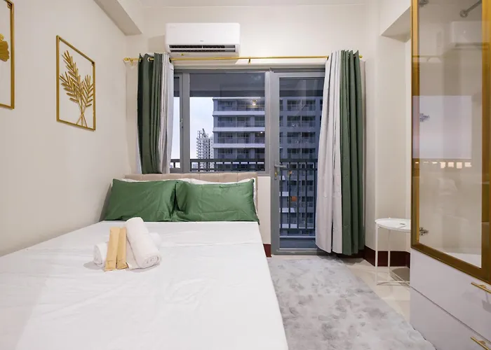 Apartment Luxe 1br With Wifi, Karaoke And Balcony Near Sm Megamall Manila